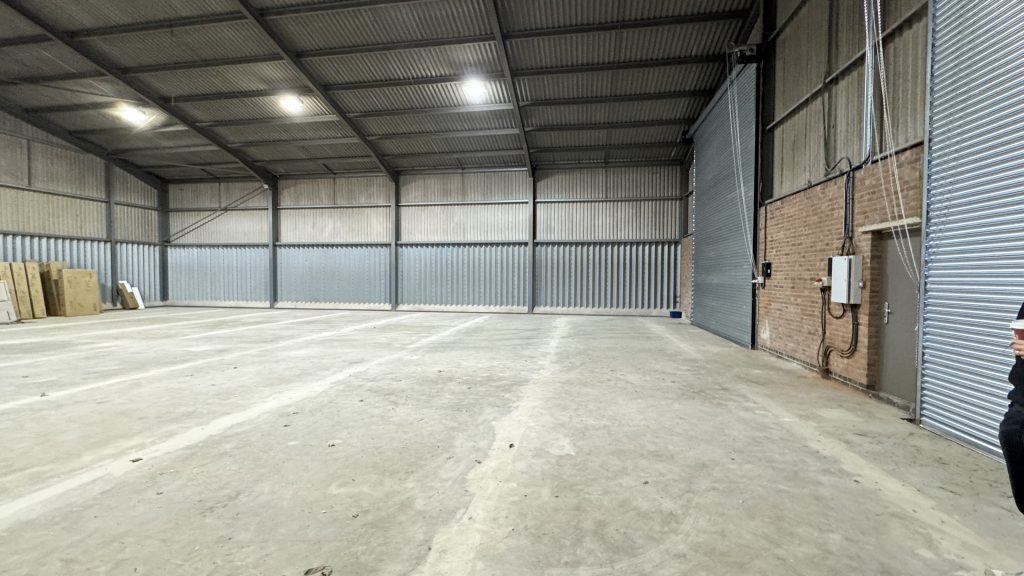 Storage warehouse